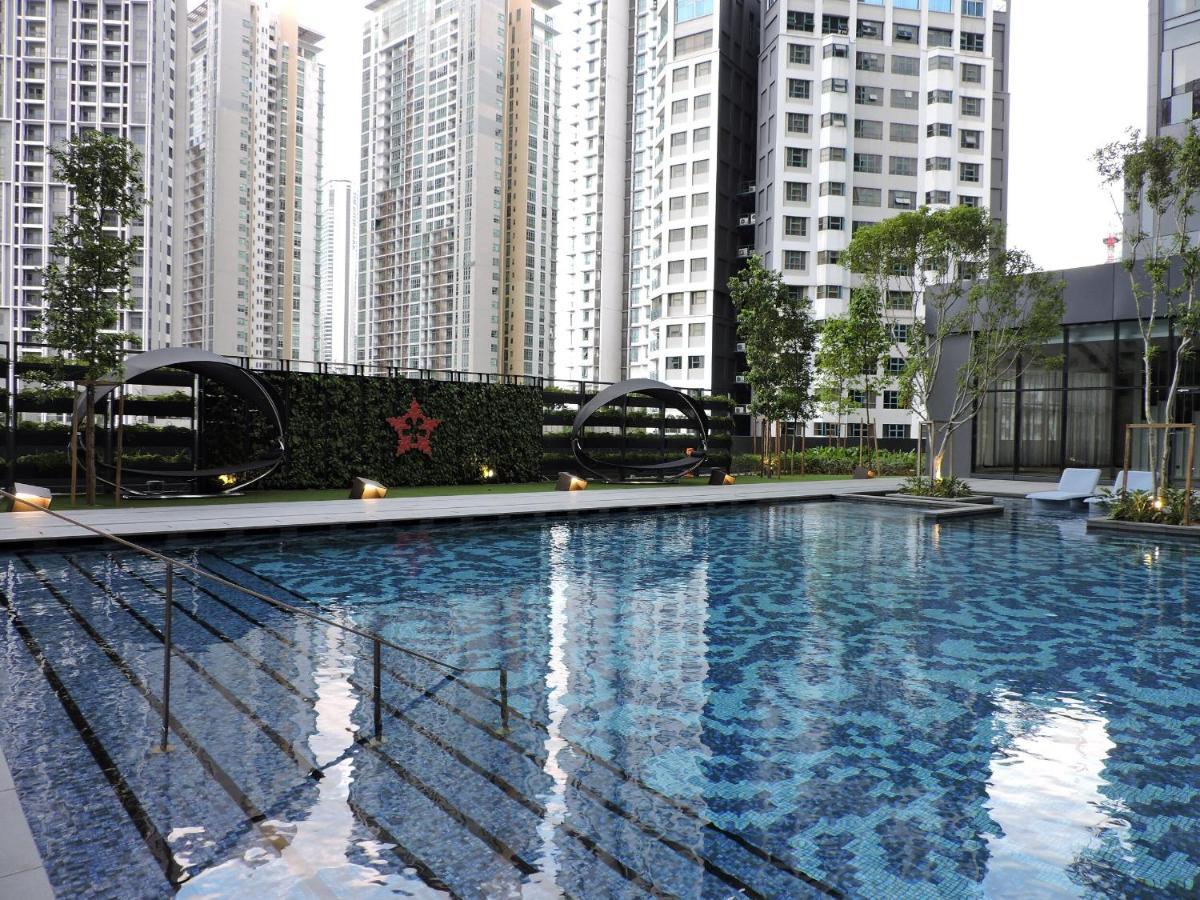 Axquisite Suites At Klcc Куала Лумпур Екстериор снимка