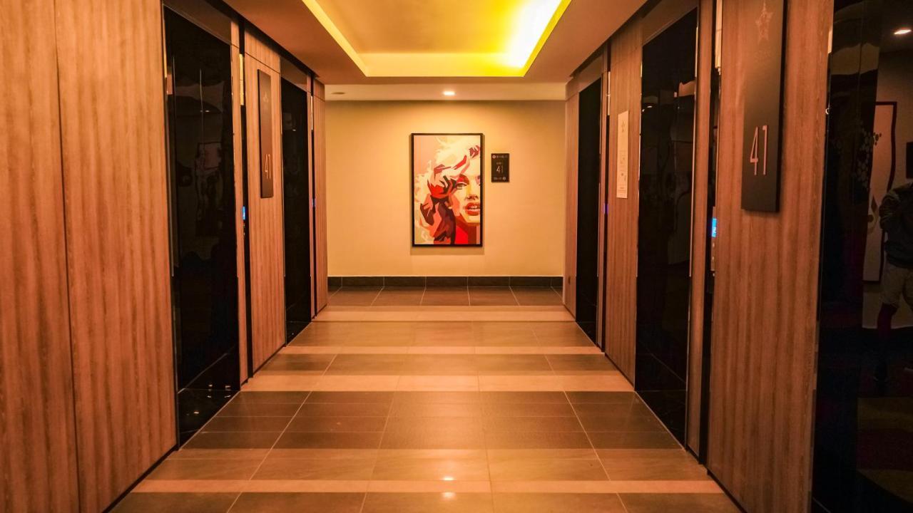 Axquisite Suites At Klcc Куала Лумпур Екстериор снимка