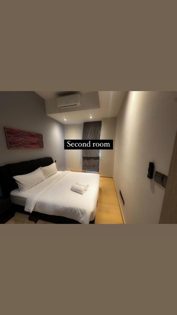 Axquisite Suites At Klcc Куала Лумпур Екстериор снимка