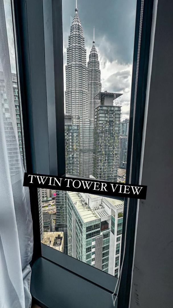 Axquisite Suites At Klcc Куала Лумпур Екстериор снимка